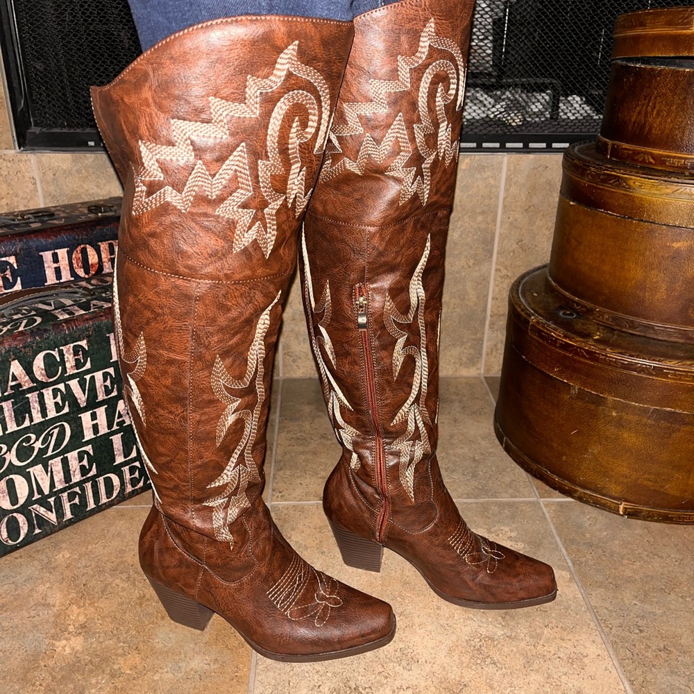 Brown Embroidered Heeled Boots - image 2